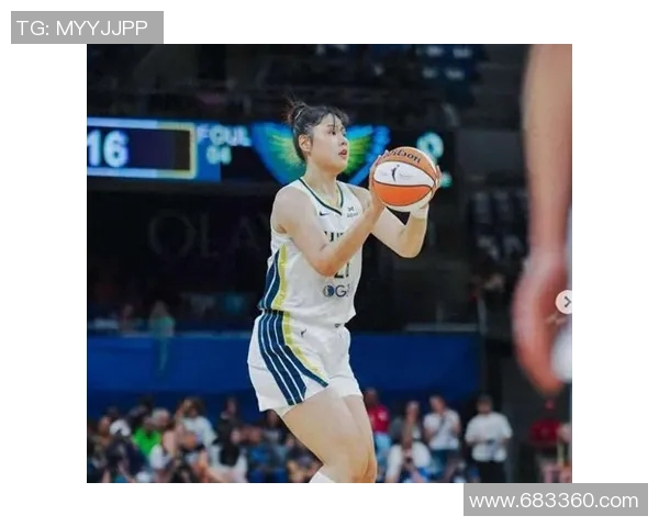 李月汝三分球表现出色砍下18分10篮板期待为球队赢得胜利